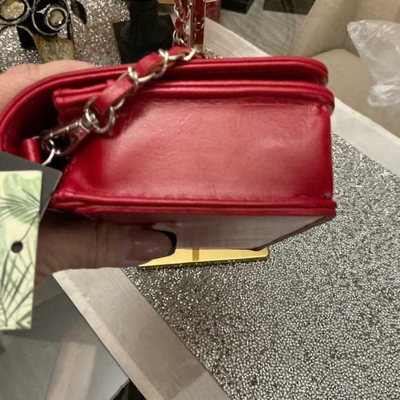 Brand New Beautiful Red Bagley Mischa Bag - Picture 12 of 14